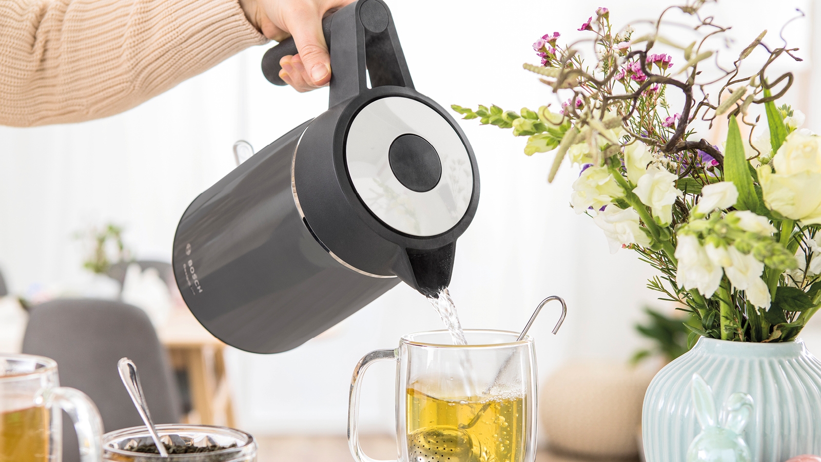 Kuvalo za vodu TWK5P475 DesignLine, 1.7 L