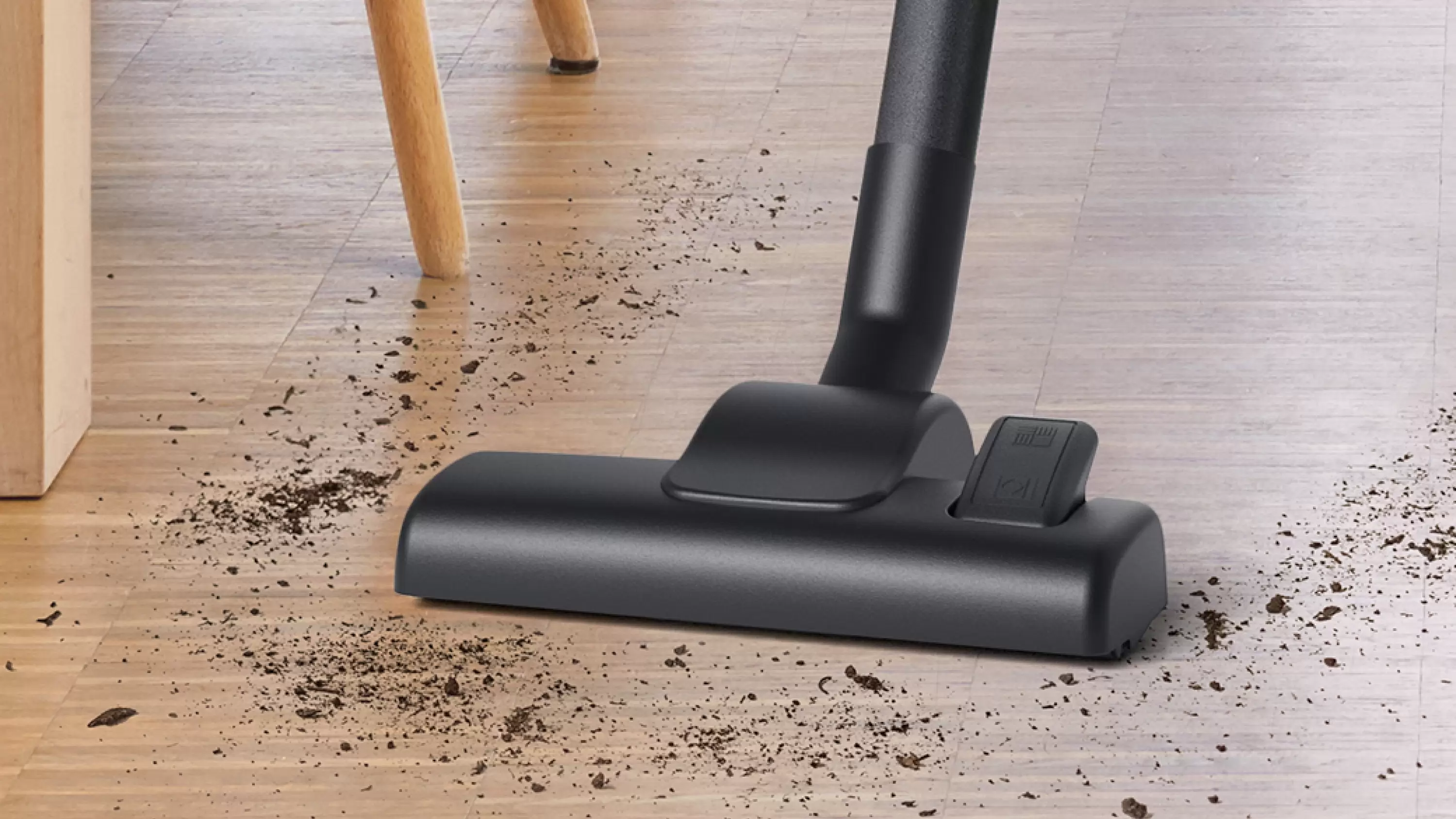 Usisivač sa posudom BGC21X200 Serie 4, Crna