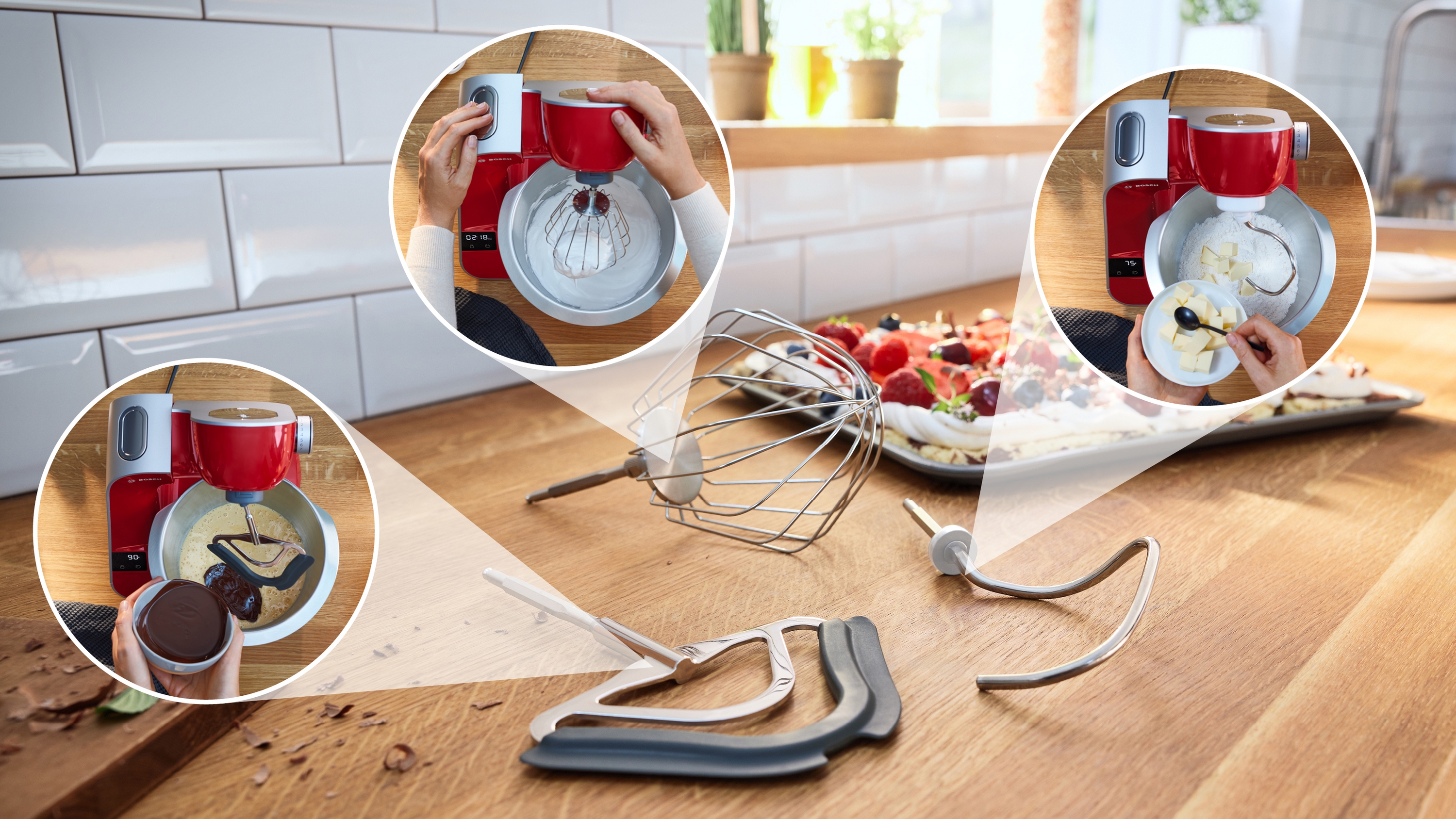 Kuhinjski robot sa integrisanom vagom, MUM5, 1000 W, Crvena, Siva, MUM5X720
