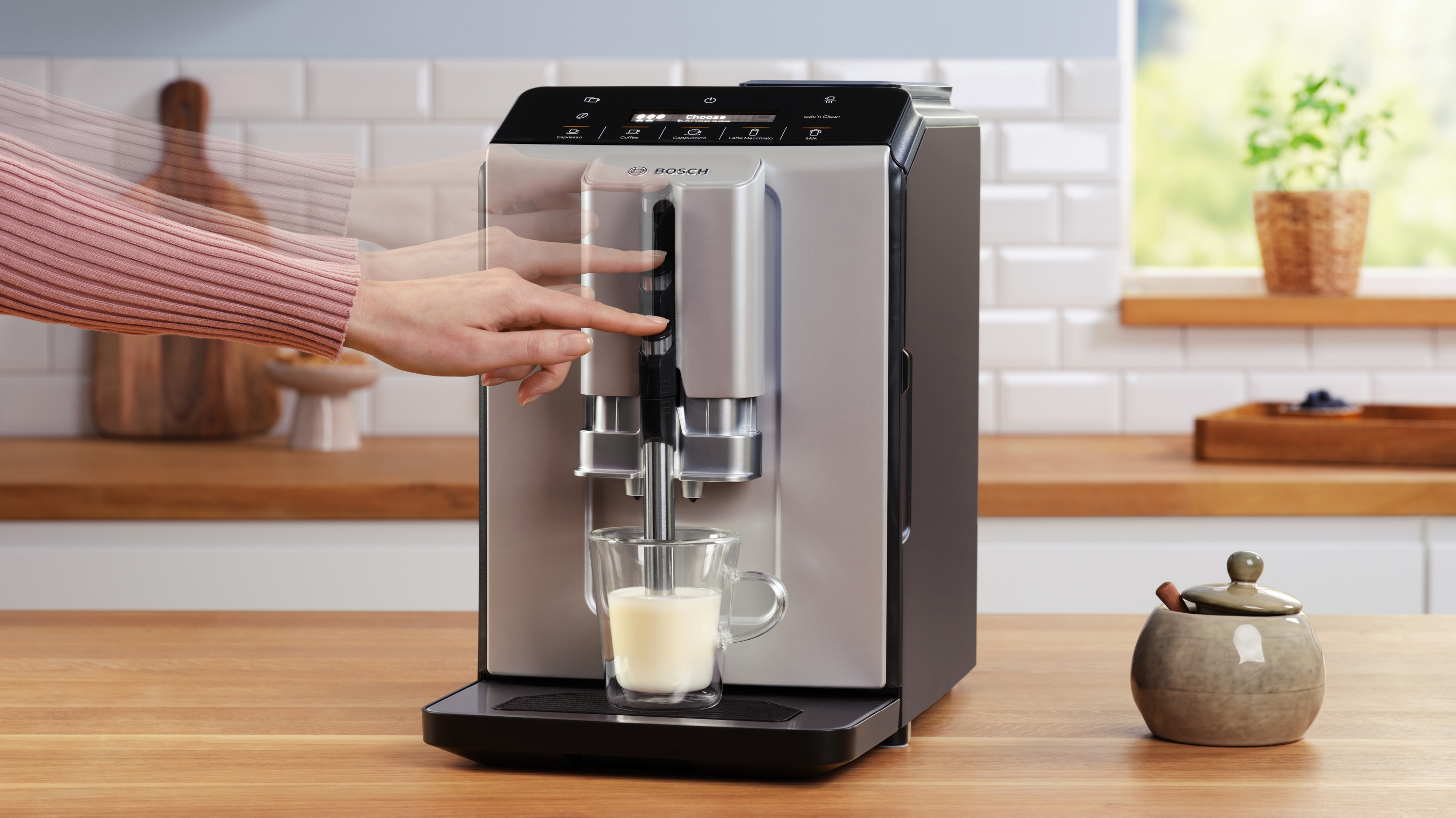 Fully automatic coffee machine, Serie 2 VeroCafe, Silk Silver, TIE20301