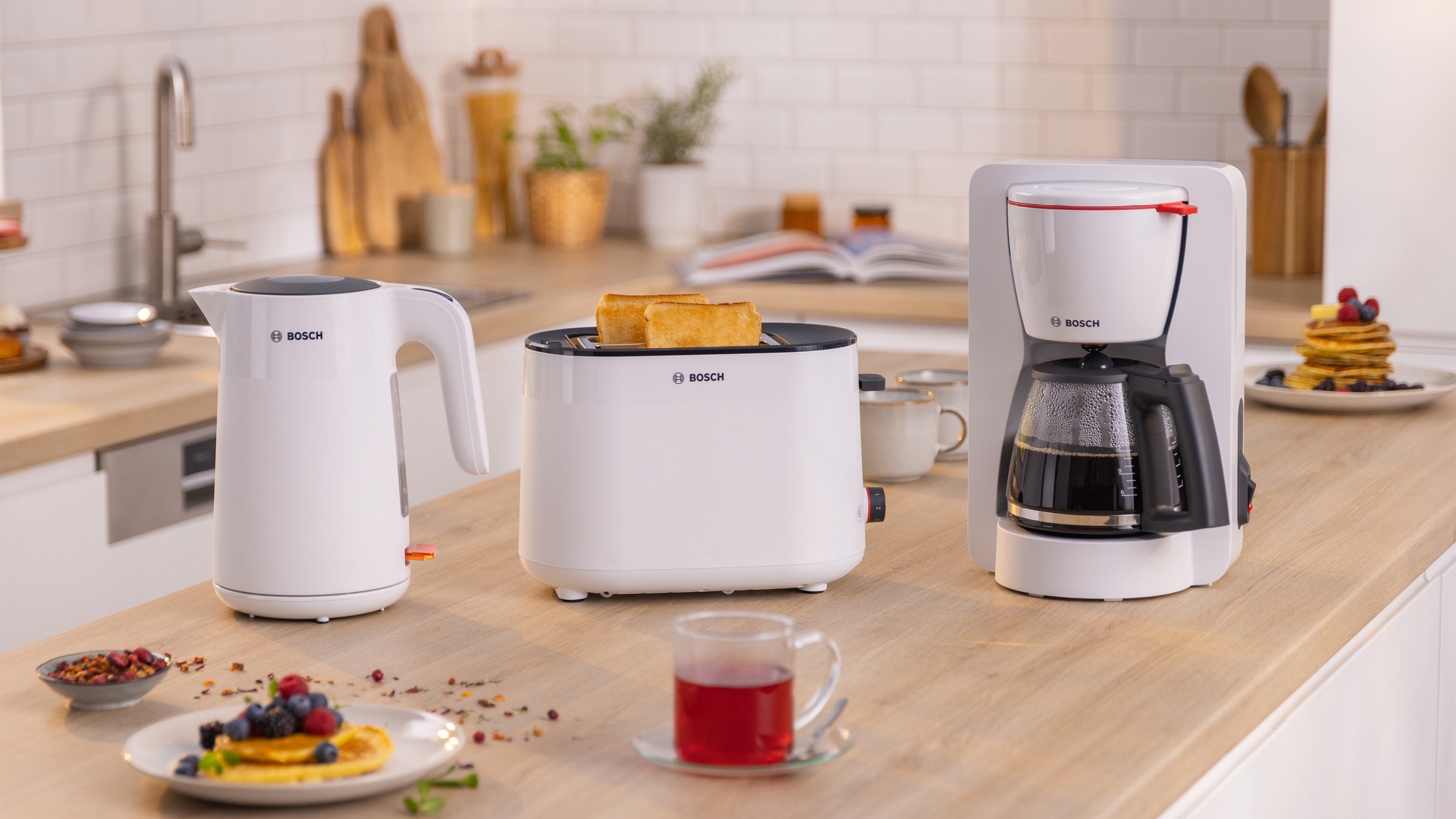 Coffee maker, MyMoment, White, TKA2M111