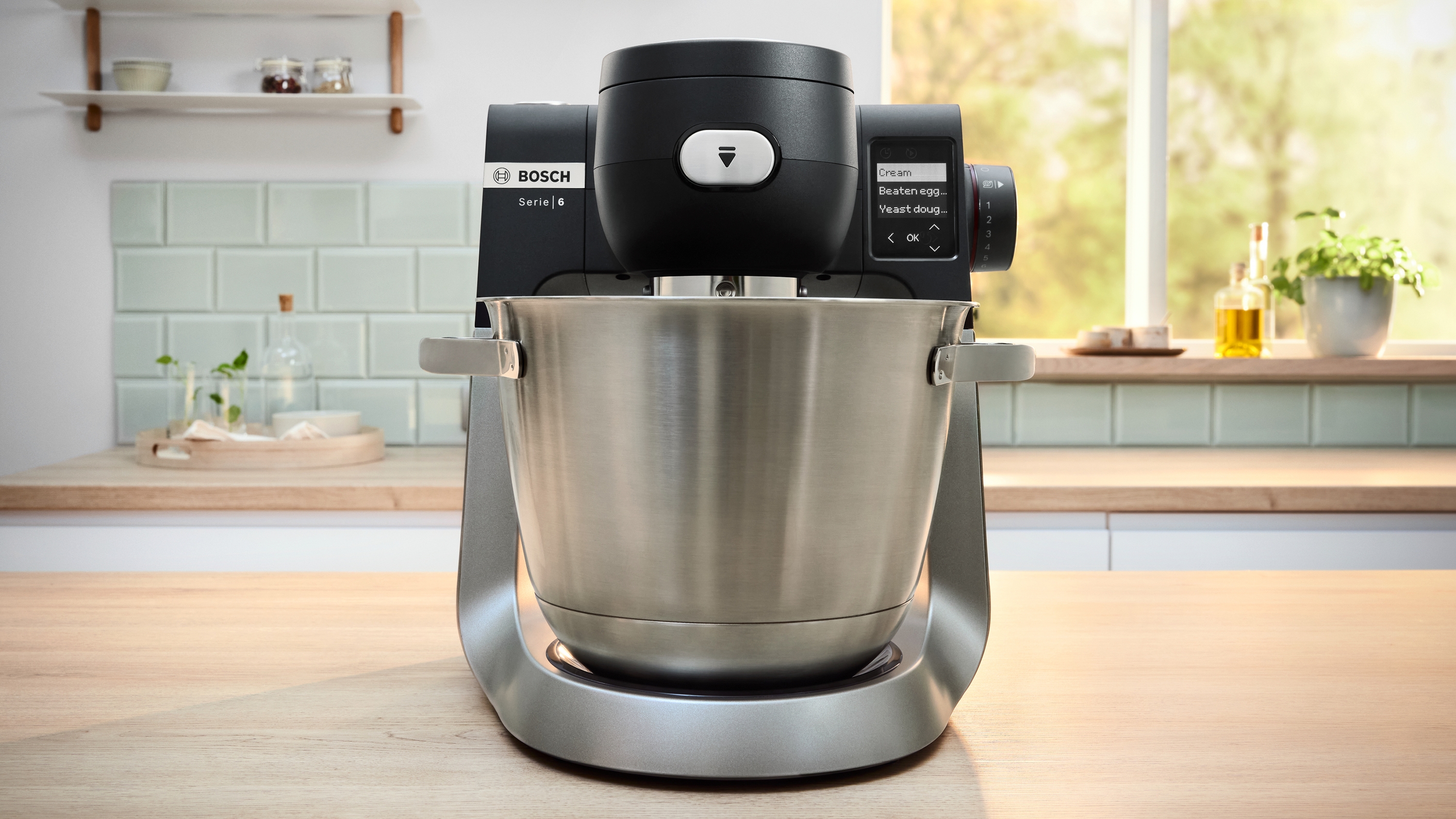 Series 6, Kitchen machine with scale, 1600 W, Black, Brushed stainless steel, MUMS6ZS00