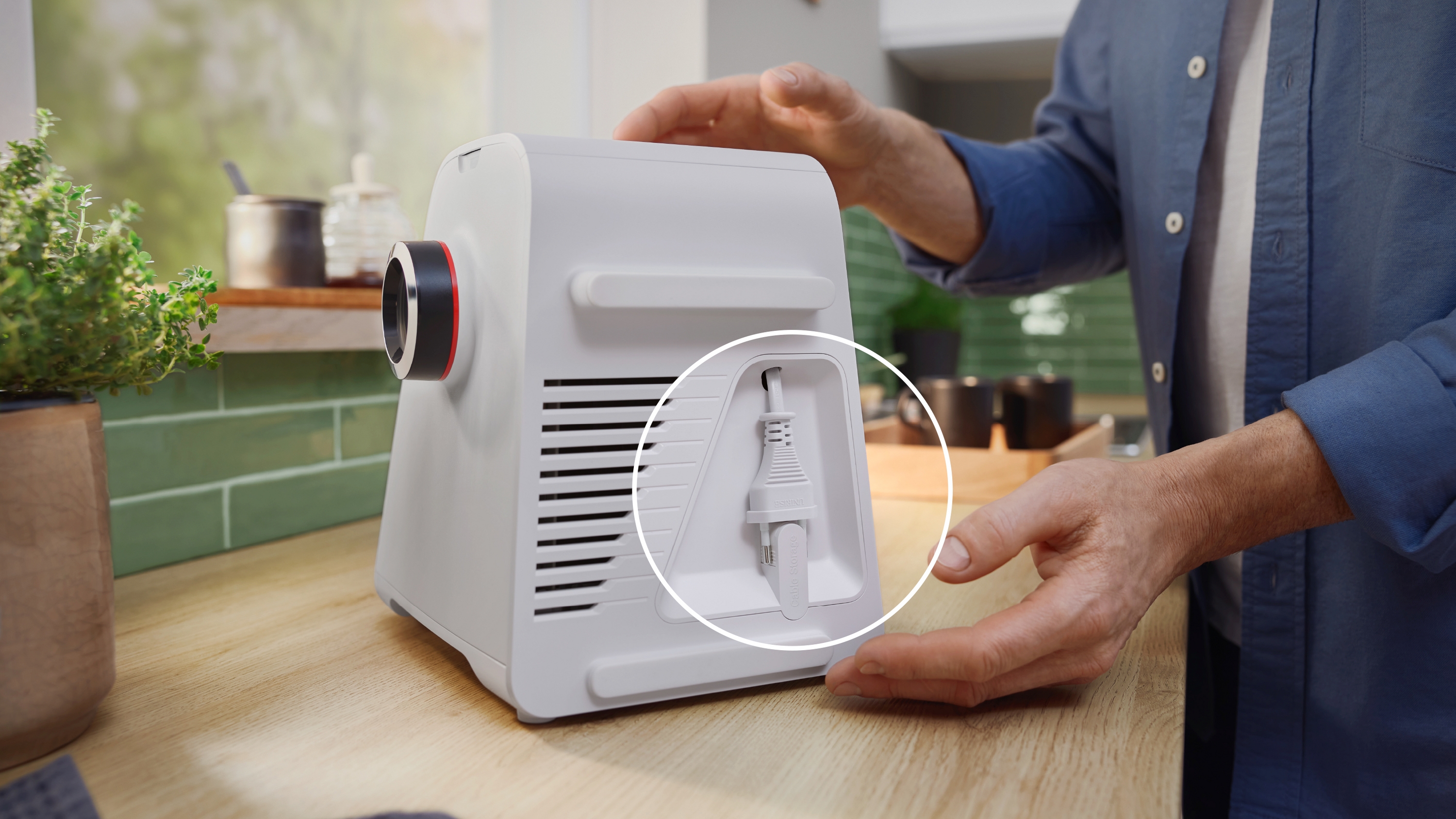 Series 4, Food mincer, MultiPower Series 4, 1900 W, White, White, MFWS420W