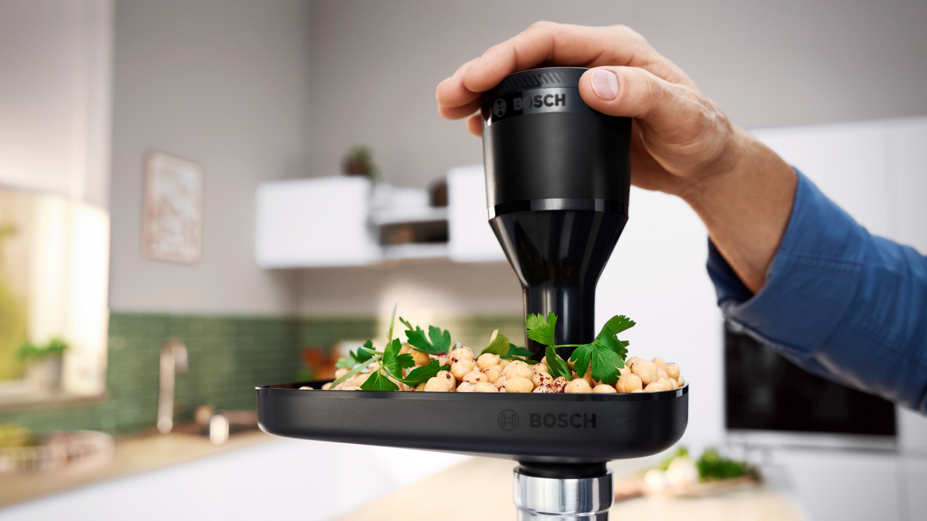 Series 4, Food mincer, MultiPower Series 4, 1900 W, Black, Black, MFWS440B