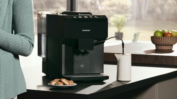 Siemens aparat za espesso kafu EQ 500 TP511R09 classic, Potpuno automatizovani