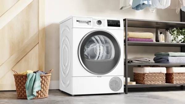 Series 4, heat pump dryer, 8 kg, WTH8520BBY