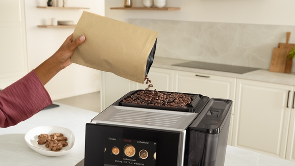 Series 8, Fully automatic coffee machine, VeroCafe, Stainless steel, TQE80703